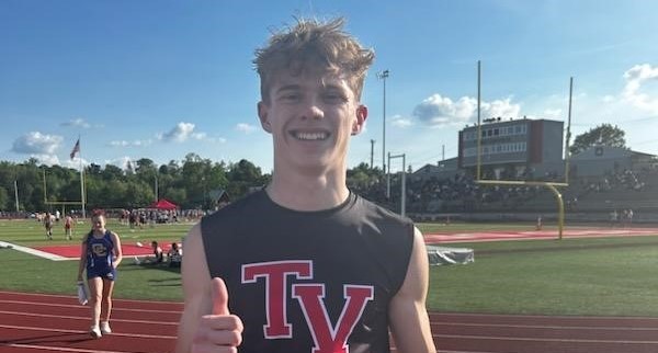 Congratulations to Abe McElwee as won the 400M district title with a new school record and Eastern District record time of 49.48! Way to go Abe!