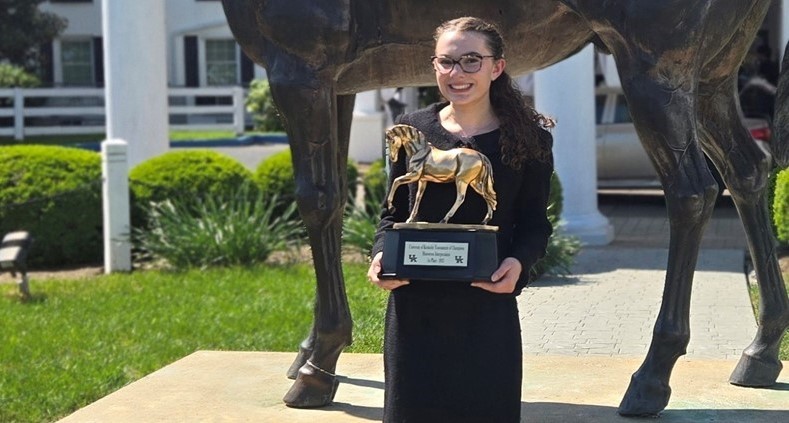 Congratulations to Kylie Daum on winning the humor championship at the University of Kentucky&#39;s prestigious Tournament of Champions national tournament.  Kylie is Tusky Valley&#39;s first national champion at the TOC! 