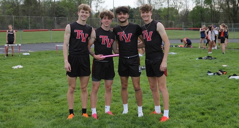 Congratulations to the boys&#39; 4x200M relay team of Abe McElwee, Tilor Waltz, Marcus McNichols and Eli Miller as they broke their own school record on Friday night with a new record time of 1:30.24.  Congratulations guys!